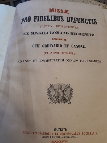 Coberta de Missae pro fidelibus defunctis tantum deservientes ex missali romano recognito